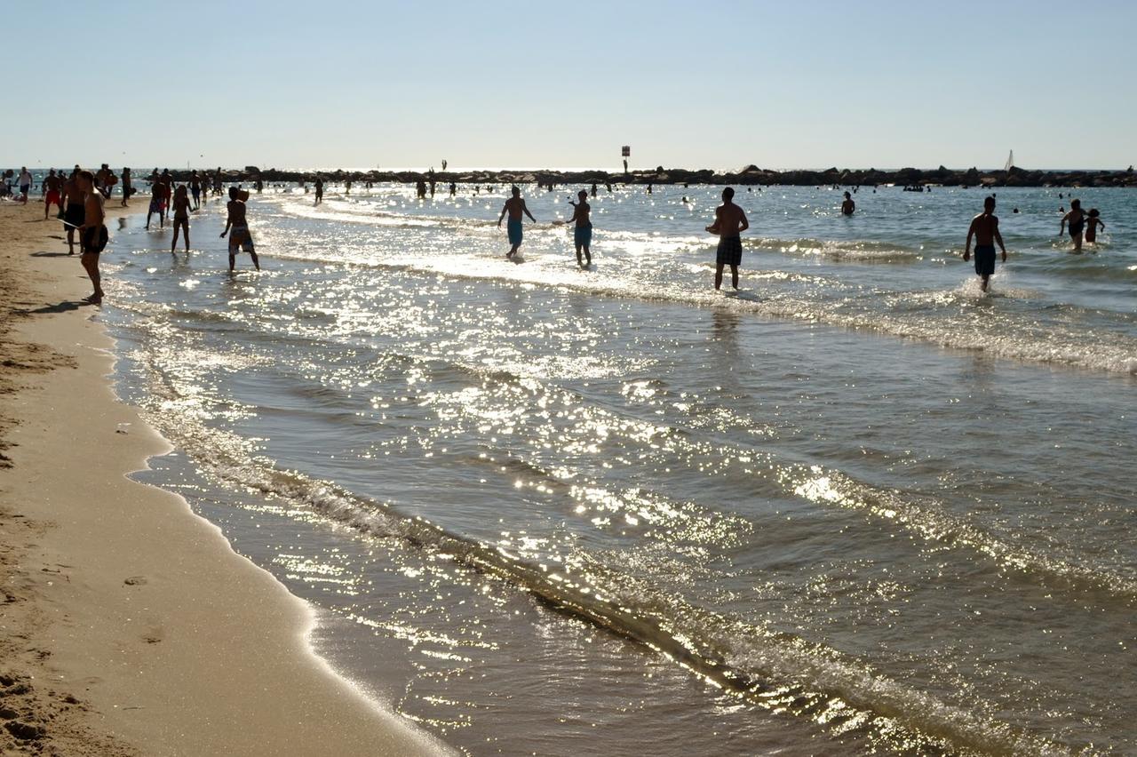 Crown Sea Hostel Tel Aviv Luaran gambar