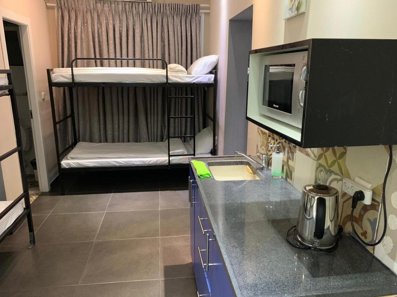 Crown Sea Hostel Tel Aviv Luaran gambar